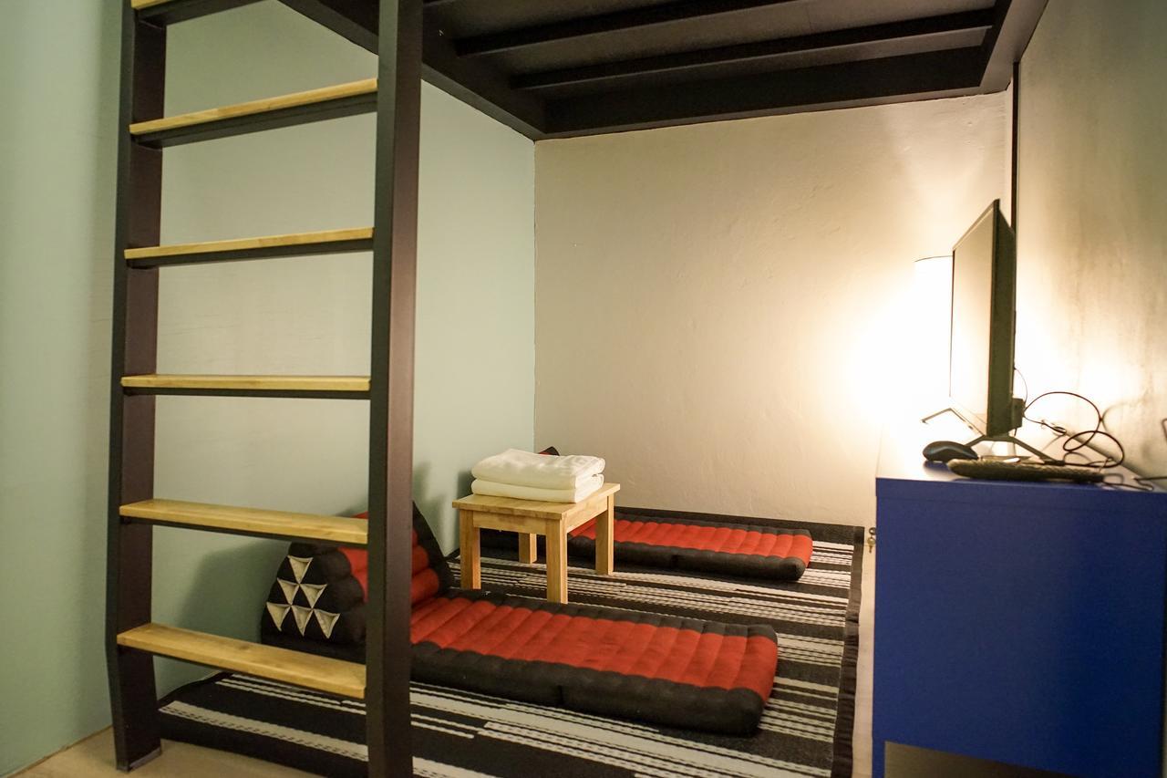 Bunny Burrow Hostel Μπανγκόκ Εξωτερικό φωτογραφία