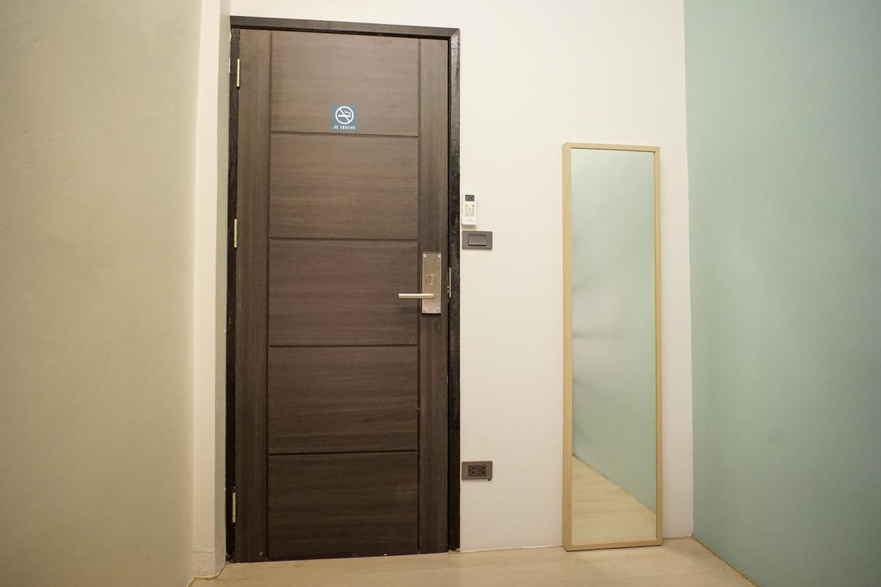 Bunny Burrow Hostel Μπανγκόκ Εξωτερικό φωτογραφία